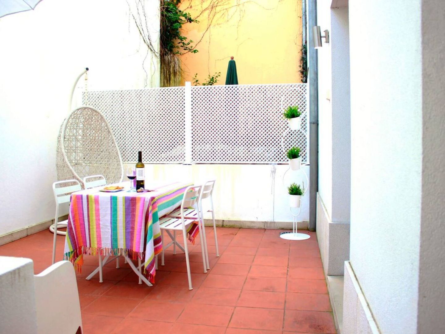 Joivy Modern 1-Bed Apt With Terrace, Moments From Sao Bento Palace Lisboa المظهر الخارجي الصورة
